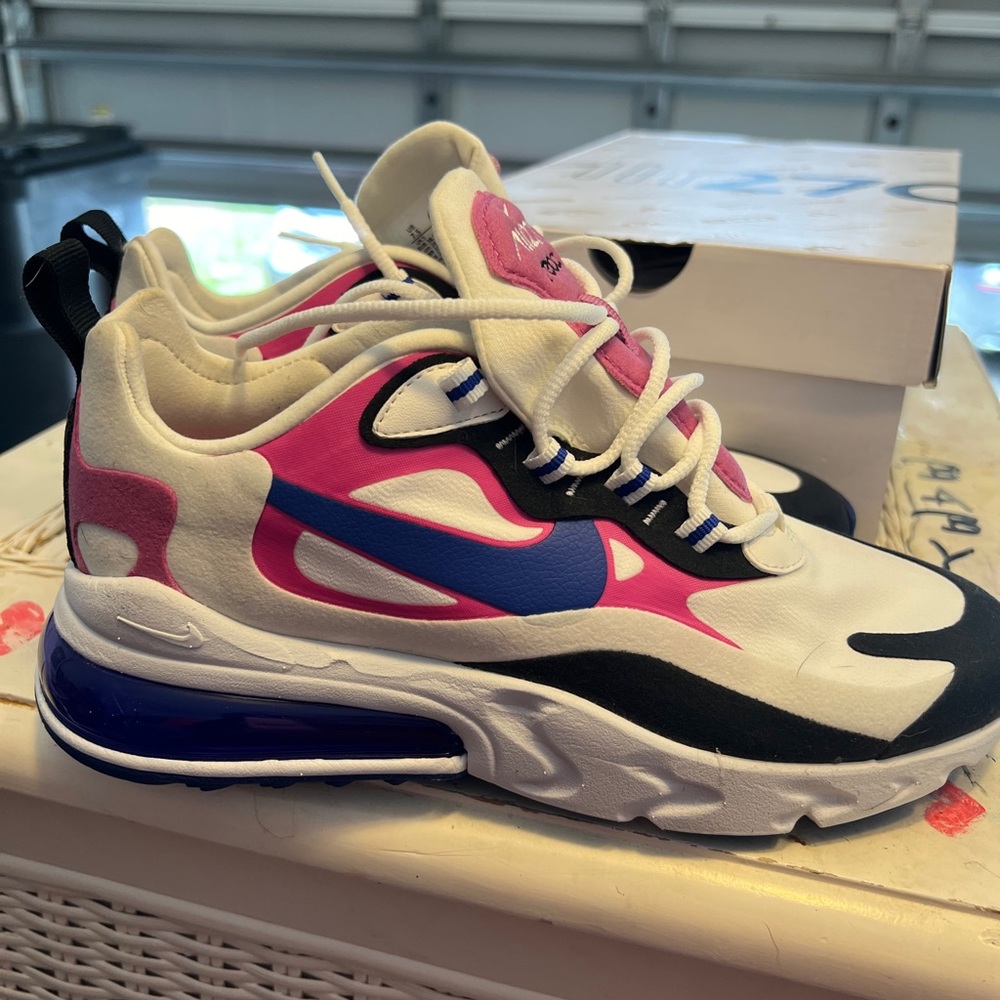 Air max 270 react summit white hyper blue